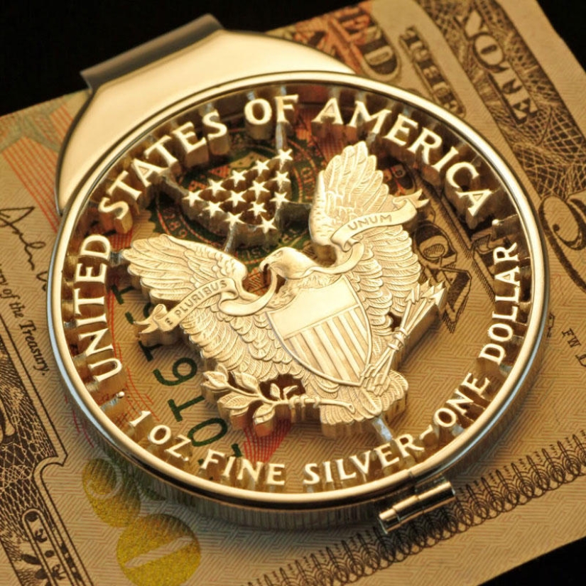 Amazing coin carving