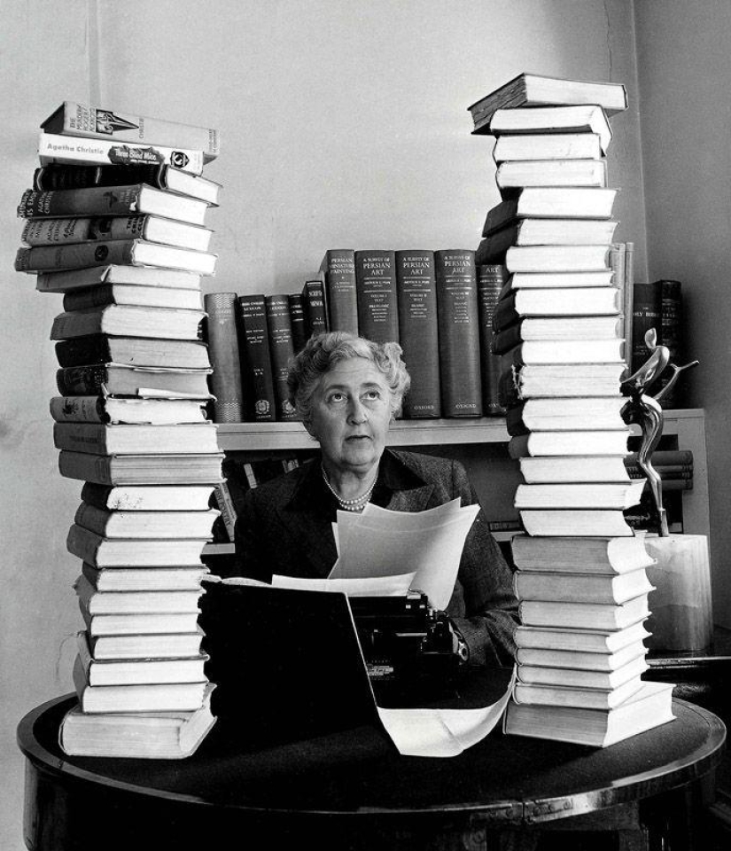 Amazing Facts About Agatha Christie's Life - Pictolic