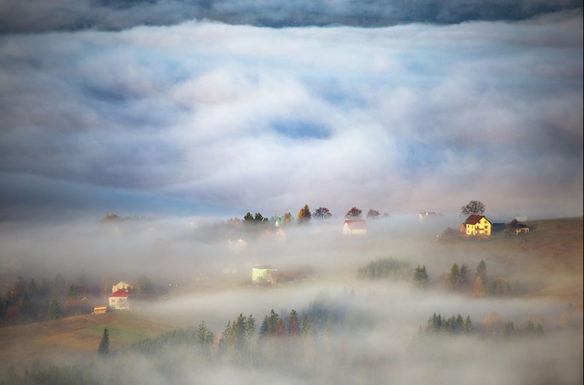 Amazing landscapes in the embrace of fog