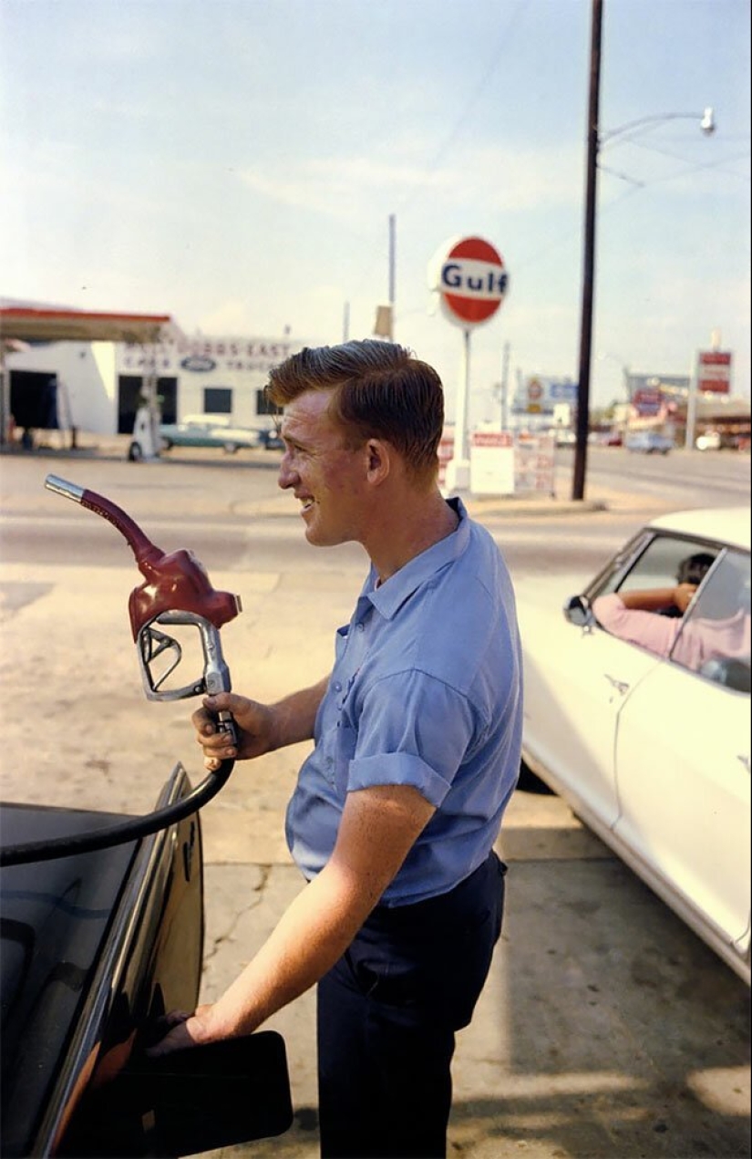 América de los años 70, en imágenes el legendario padre de la fotografía en color, William Eggleston