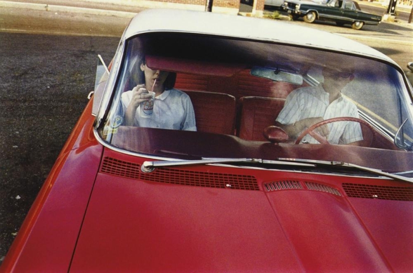 América de los años 70, en imágenes el legendario padre de la fotografía en color, William Eggleston