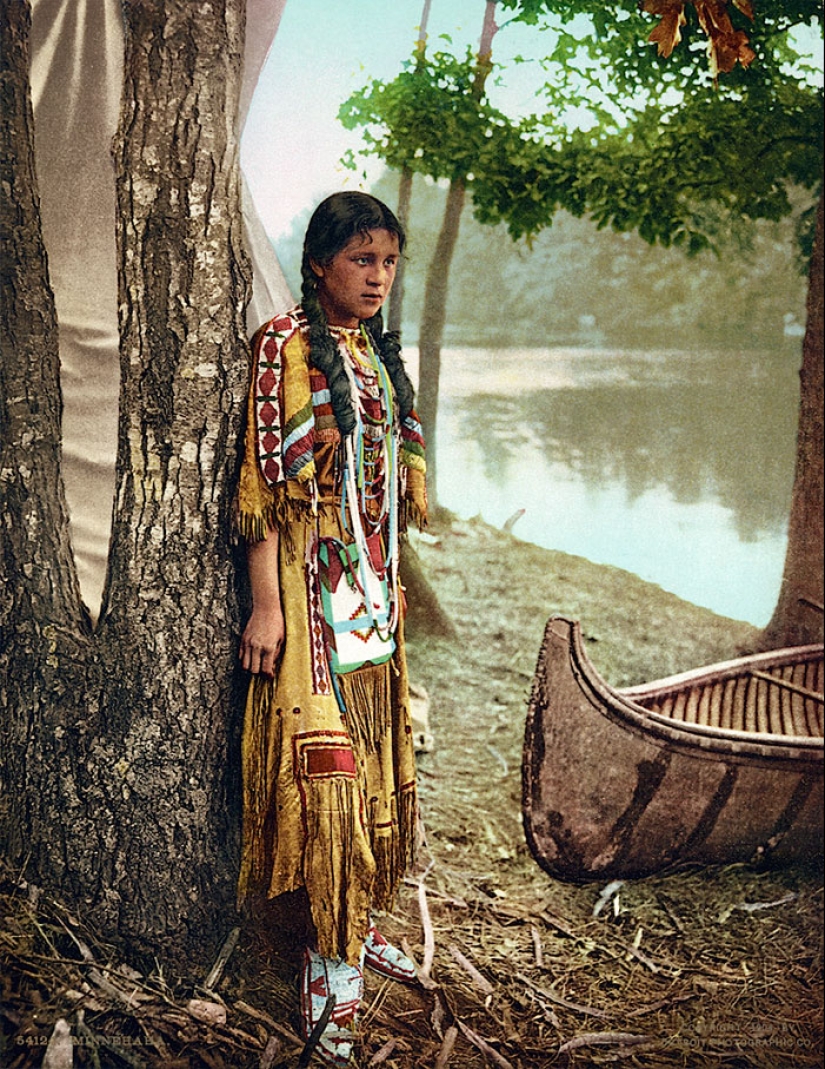 American found color photo of the Indians of the late nineteenth century