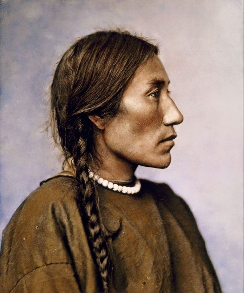 American found color photo of the Indians of the late nineteenth century