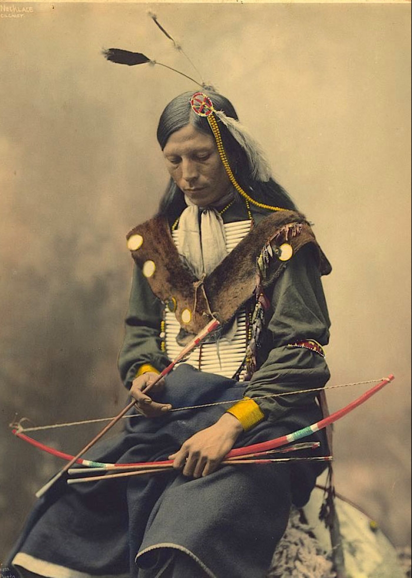 American found color photo of the Indians of the late nineteenth century