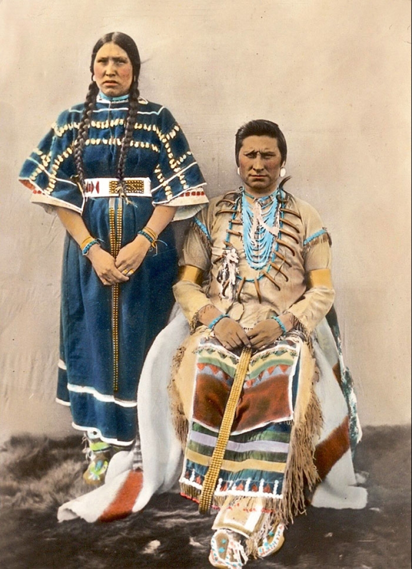 American found color photo of the Indians of the late nineteenth century