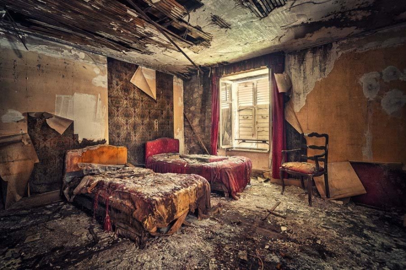 An abandoned world through the lens of Matthias Hacker