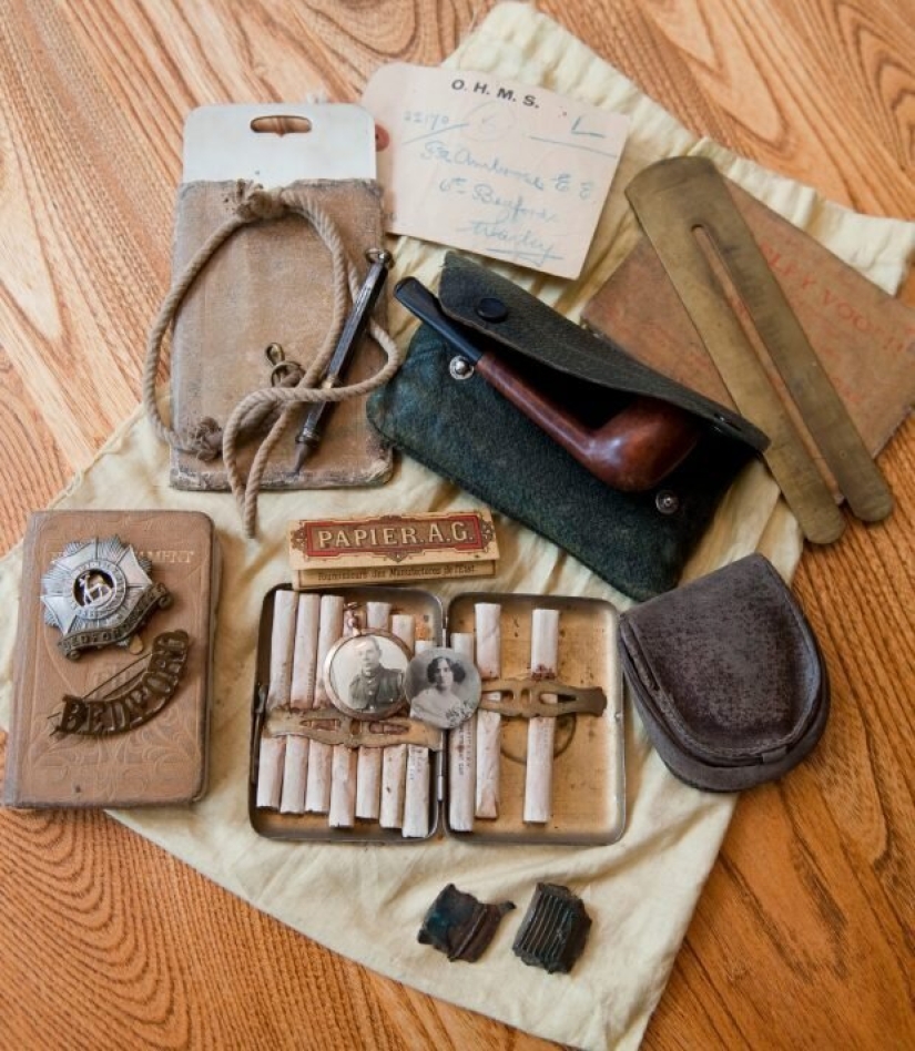 An amazing find in the attic: a suitcase with personal belongings of a soldier of the First World War