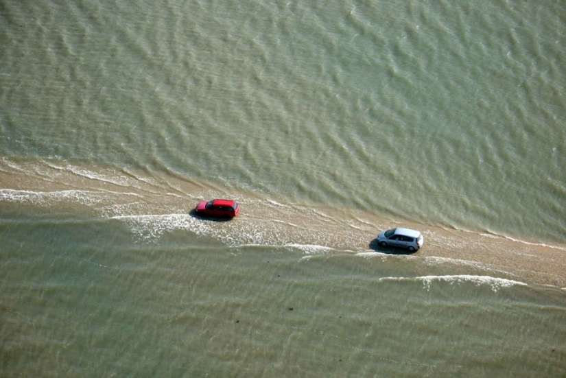 An amazing road that goes under water twice a day