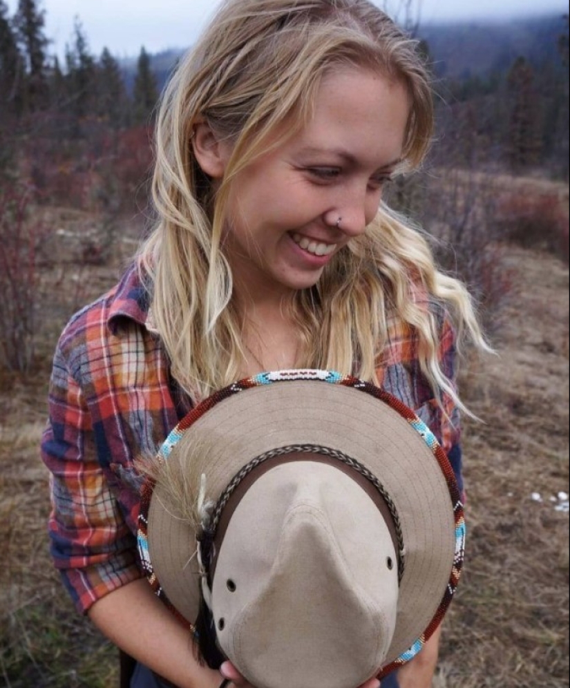 An American woman lives in a tent and eats animals that have been hit by cars.