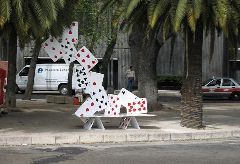 Art benches: the most unusual urban furniture