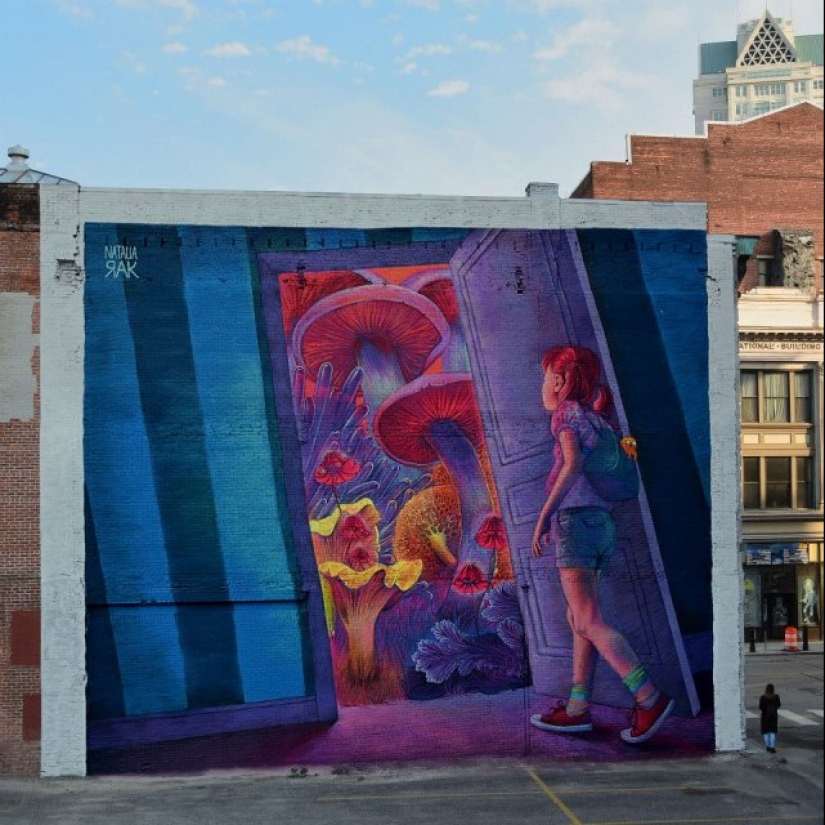 Arte urbano a gran escala y brillante de la artista polaca Natalia Rak