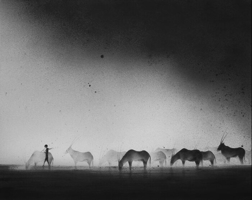 Artist Creates Black-And-White Paintings Reflecting The Bond Between Humans, Nature, And Animals