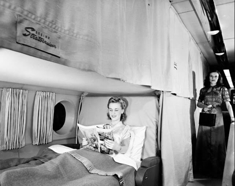 Aspecto del Boeing 377 Stratocruiser, el avión de pasajeros más grande del mundo