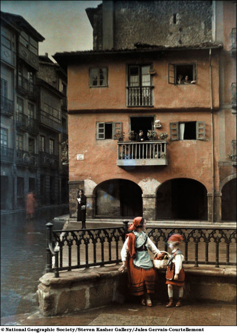 Autochrome - the first color shots