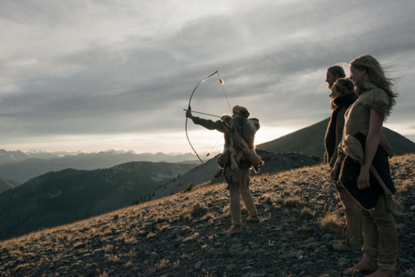 Back in the Paleolithic: hunter-gatherers of the 21st century in the project "Living wild"