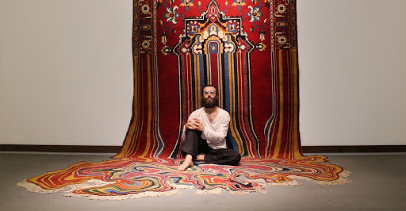 Baku master Faig Ahmed and his magic carpets