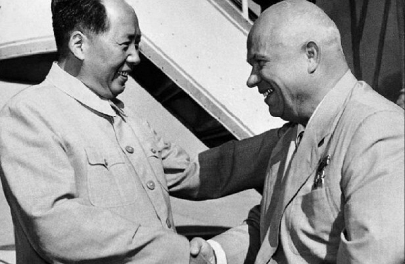 Bañando al Presidente Rojo: La historia de la natación récord de Mao Zedong