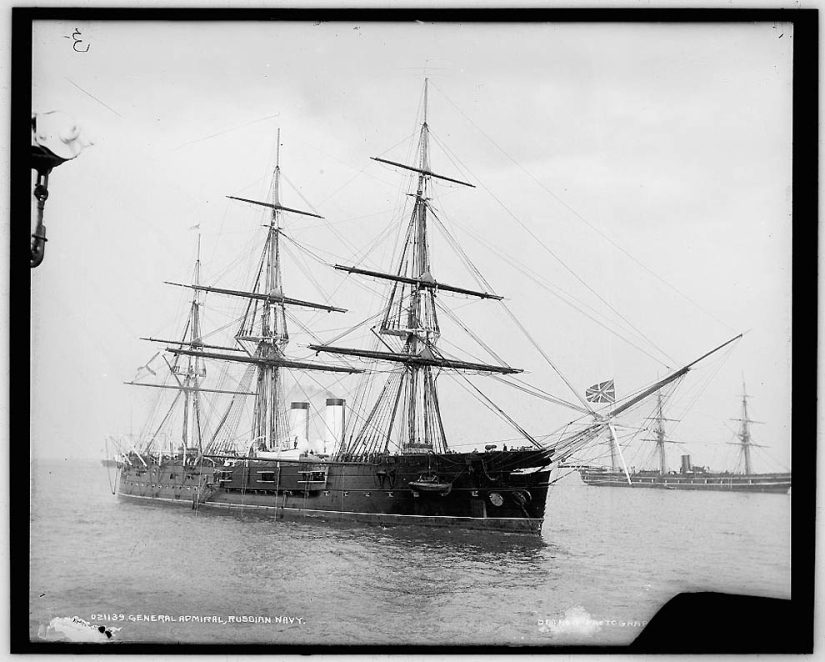 Barcos y oficiales de la Armada del Imperio Ruso en 1893