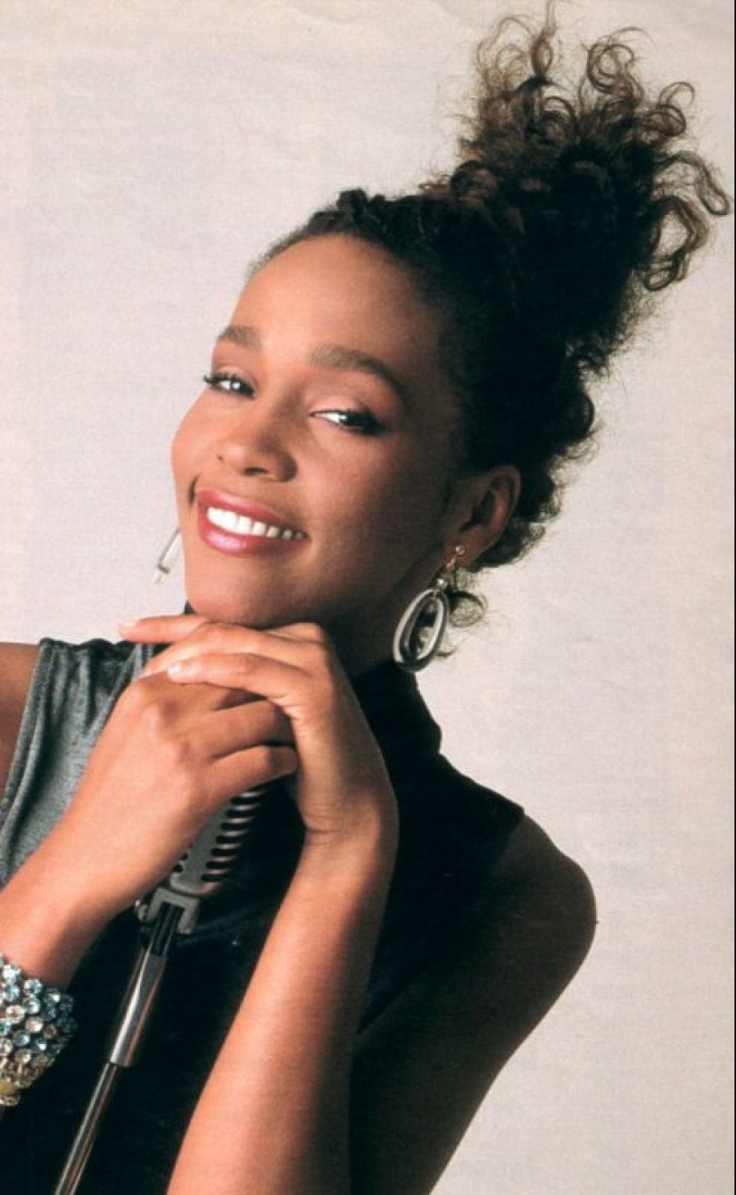 Beauty with a magical voice: rare photos of a young Whitney Houston from the 1980s years