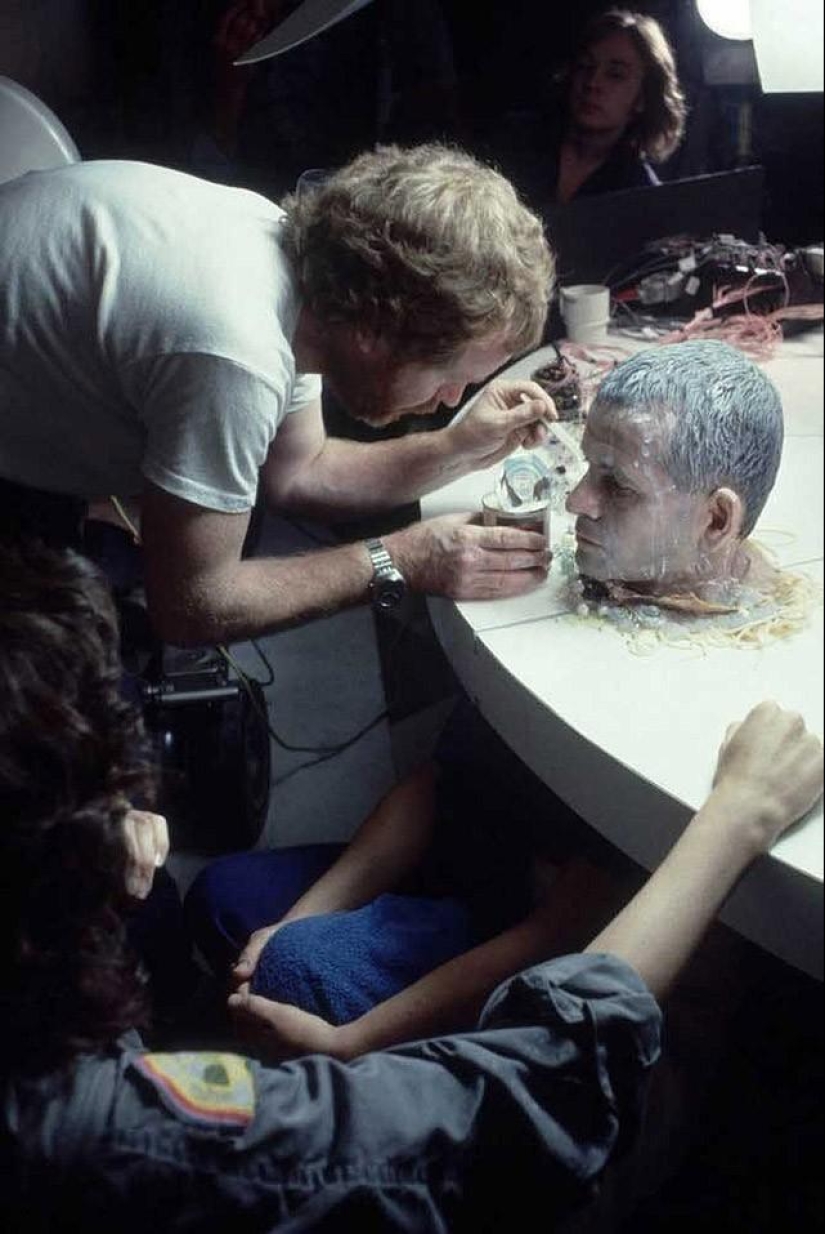 Behind the scenes of your favorite movies-50 photos that reveal the secrets of filming