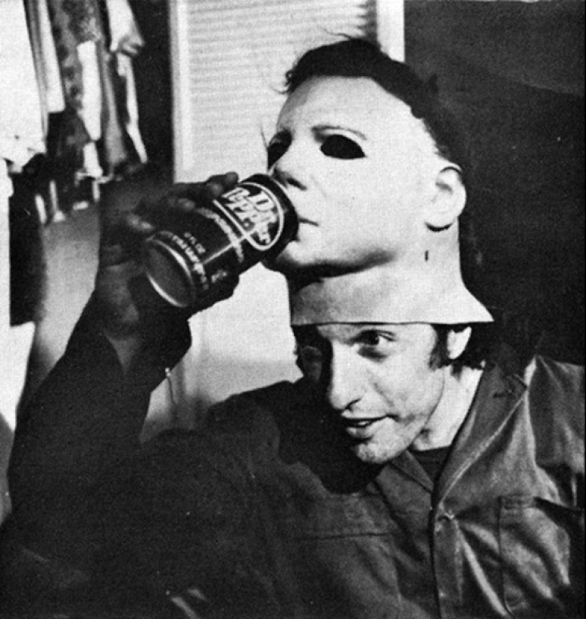 Behind the scenes of famous thrillers and horror films