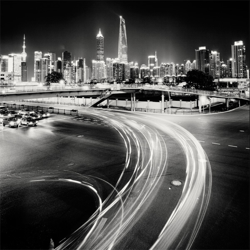 Black and white beauty of big cities