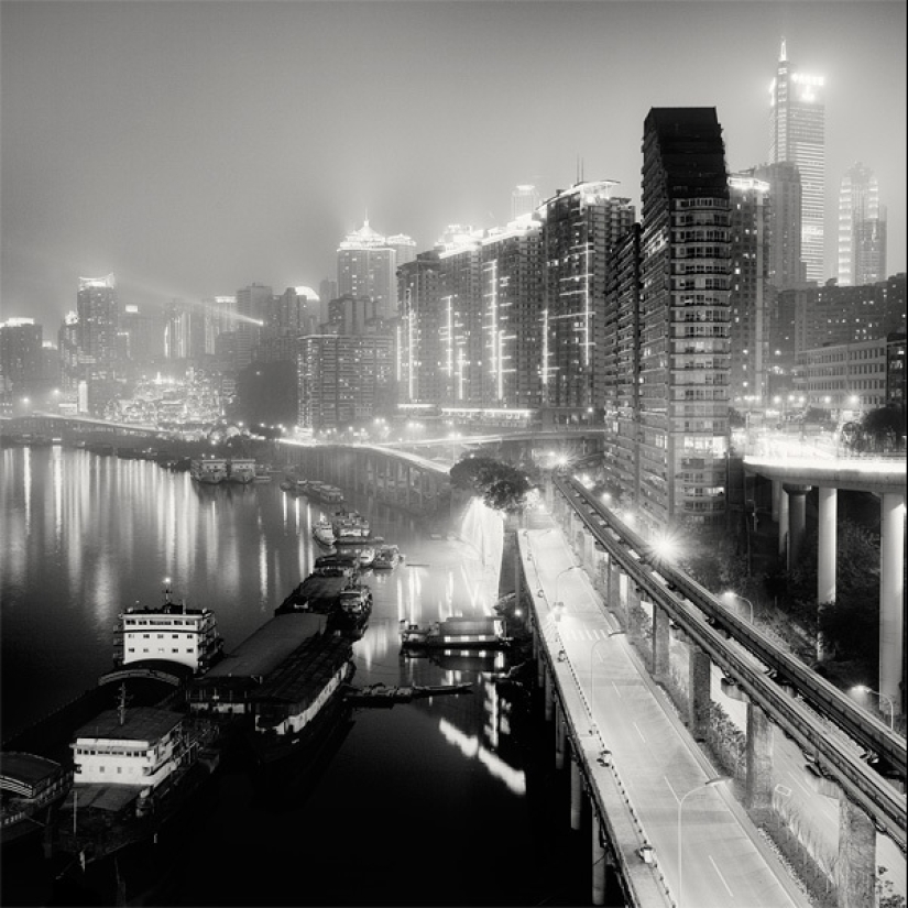 Black and white beauty of big cities