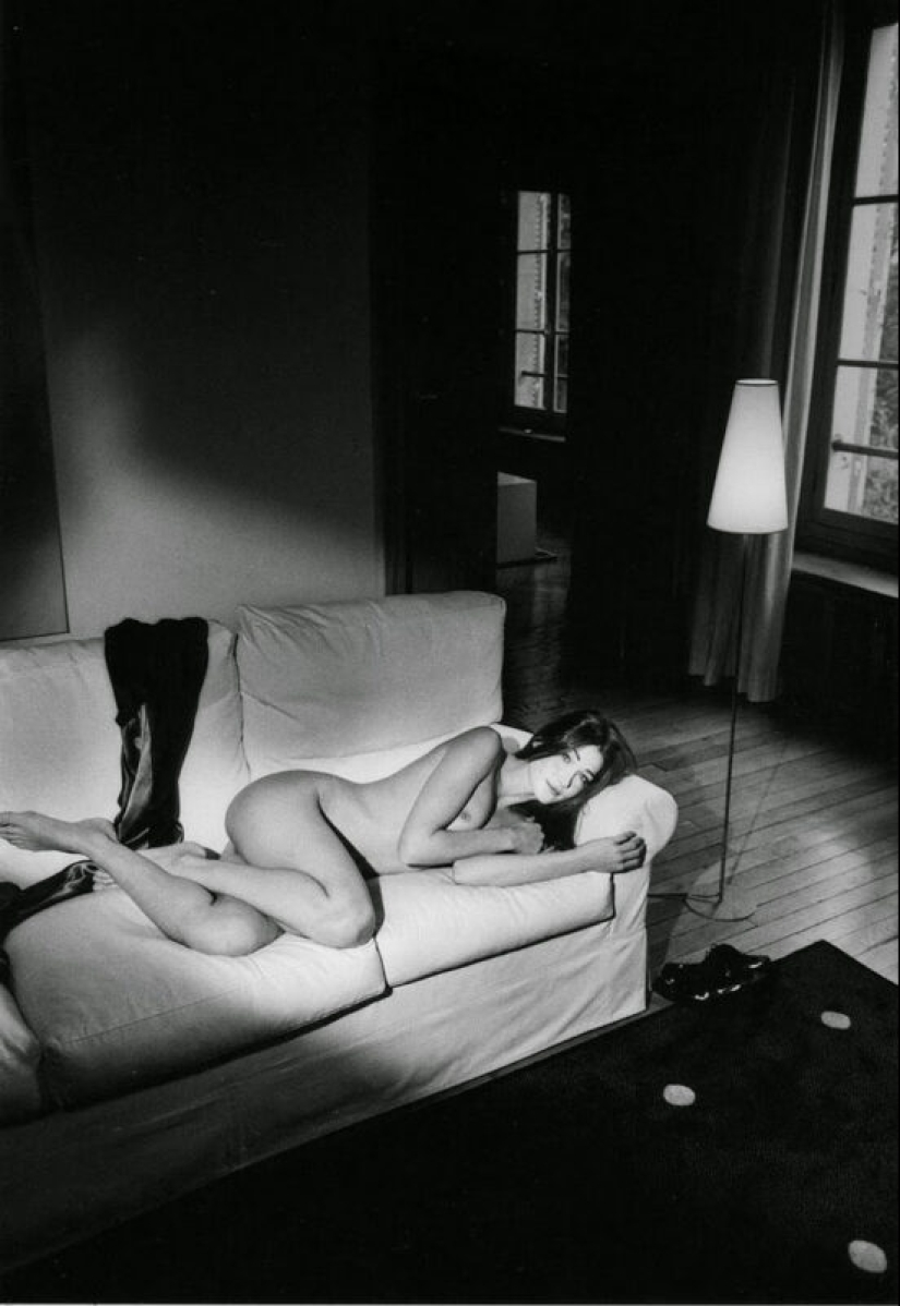 Black and white erotica of Zhanlu Sieff