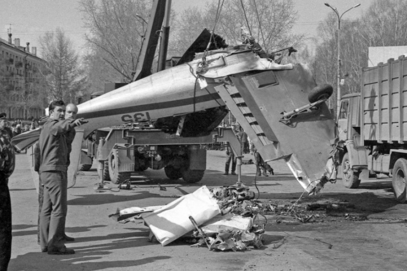 &quot;Bloody Sunday&quot; of Nizhny Tagil: how the plane crashed into the crowd on May 9, 1993