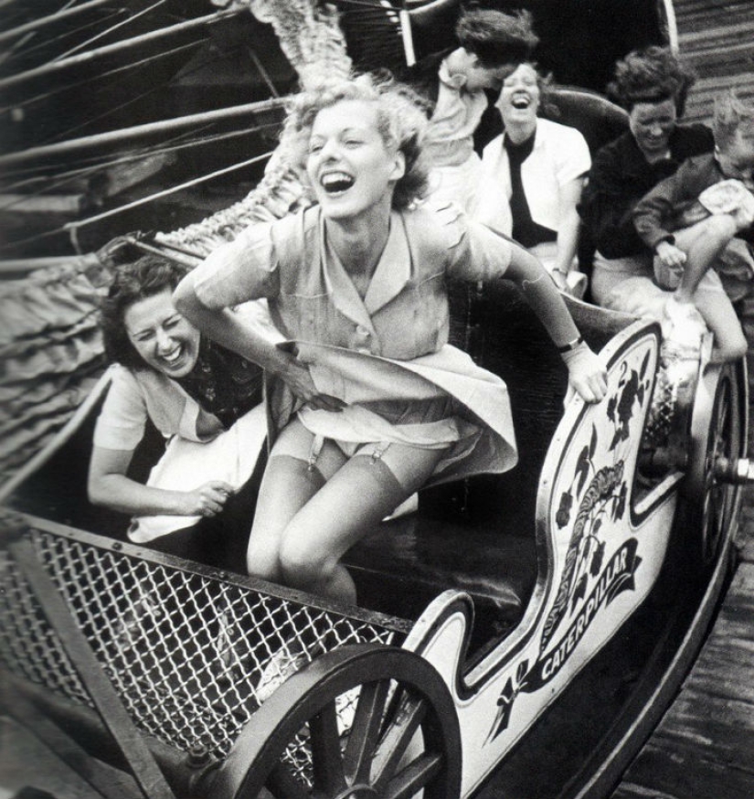 Brilliant photography by photojournalism pioneer Kurt Hutton