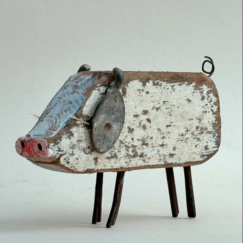 Captivating Driftwood Sculptures Of Animals By Kirsty Elson