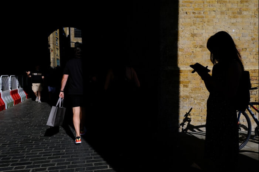 Capturando la magia de lo cotidiano: la cautivadora fotografía callejera de Hersley-Ven Casero