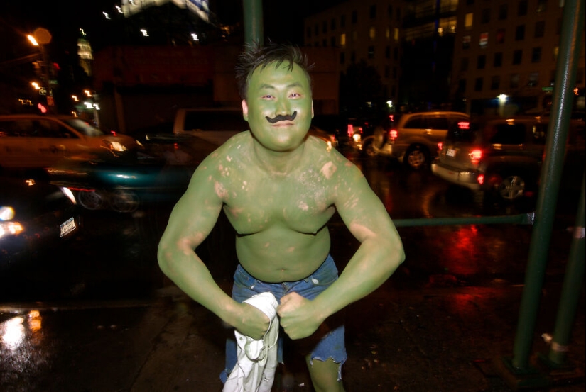 Capturé la magia del Halloween de Nueva York y la convertí en un libro de fotografías de 150 páginas