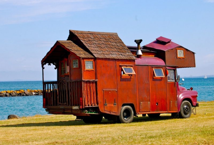 Casa-camiones — raro, pero un lindo reliquia de la época hippie