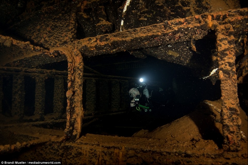 Cementerio submarino de Japón: imágenes de equipos sumergidos de la Segunda Guerra Mundial