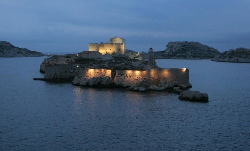 Chateau d&#39;If: la legendaria prisión de los reyes franceses