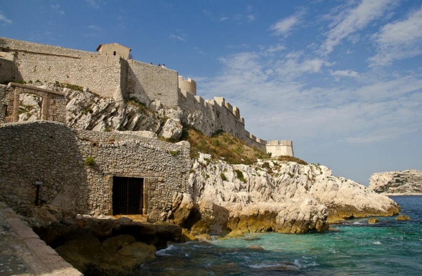 Chateau d&#39;If - the legendary prison of French kings