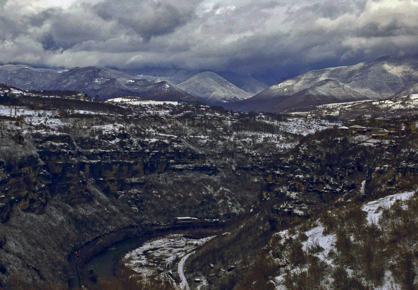 Chiatura is a disappearing city in Georgia