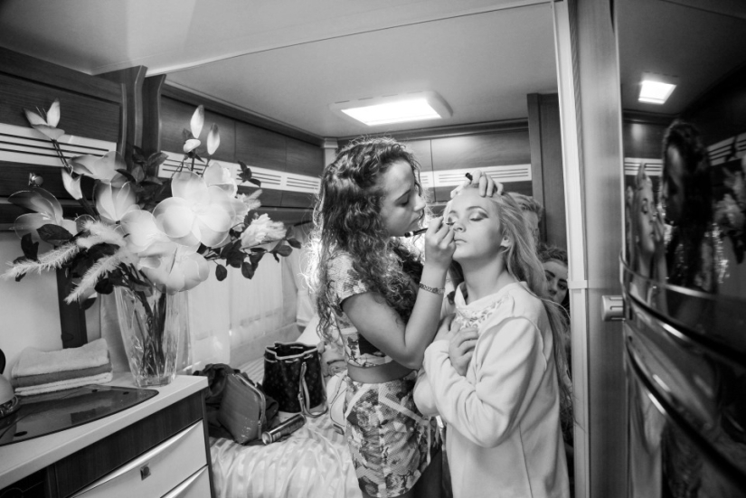 Childhood on wheels: young Irish gypsies in stunning photos by Jamie Johnson