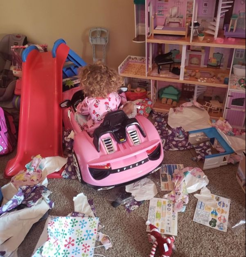 Children are a walking disaster, and here are 22 photo evidence