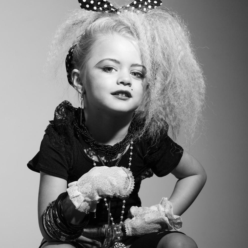 Children dressed as icons of American culture and music