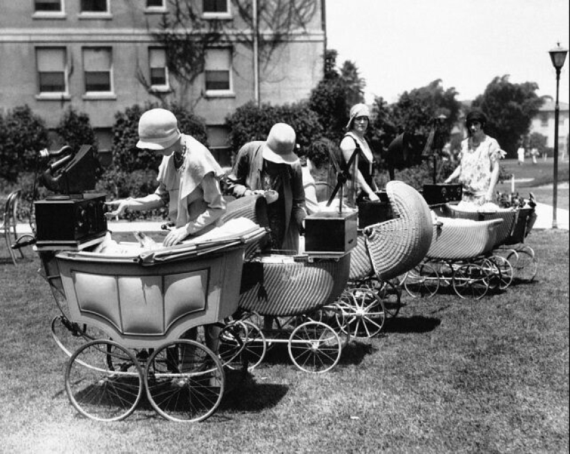 Children's window cages and 13 other interesting inventions from the past