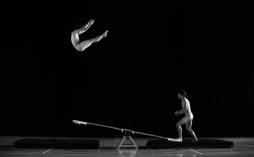 Circus performers photographed by Bertil Nilsson