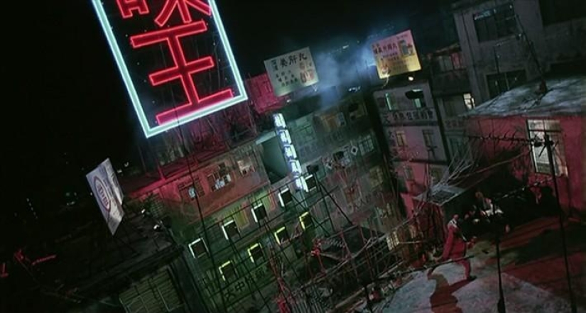 City of Darkness: The amazing fate of the fortress city of Kowloon