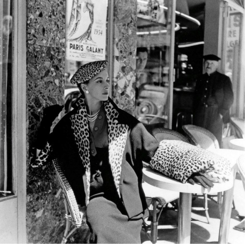 Classic elegance of Dior: exquisite models of the 1940s and 1960s on the streets of Paris