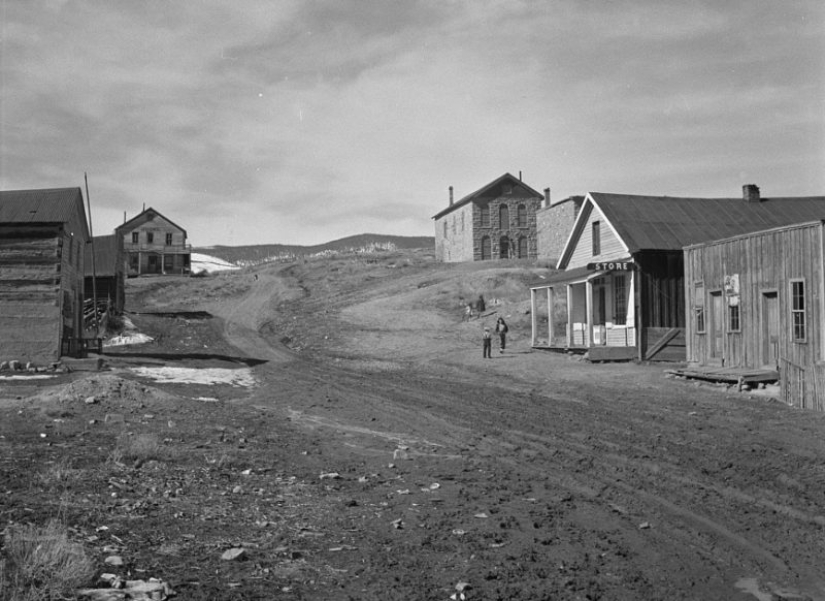 Clay Allison — the fastest shooter in the massacre of the Wild West