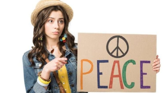 ¿Cómo apareció el pacificus, un símbolo internacional de la paz y el movimiento contra la guerra ?