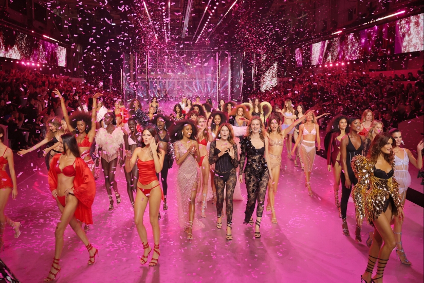 Cómo fue el esperado desfile de Victoria&#39;s Secret 2024