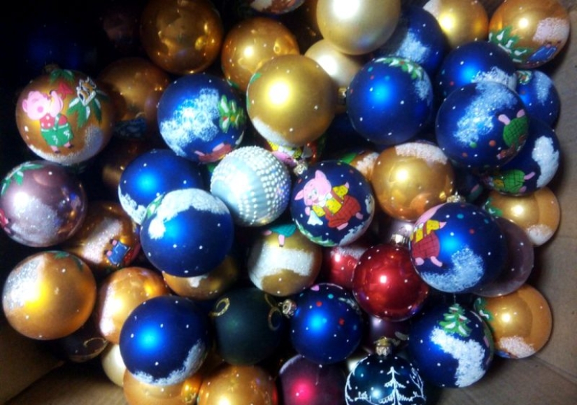 Cómo las viejas decoraciones para árboles de Navidad pueden hacerte millonario (o no)