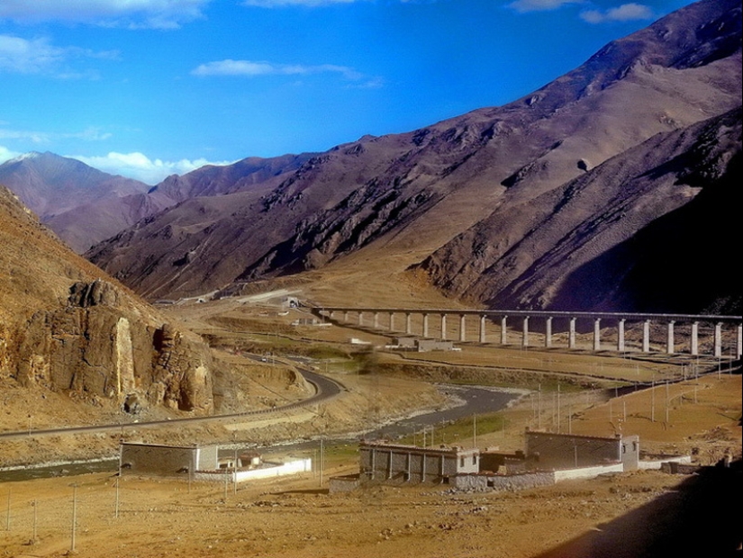 Cómo los chinos construyeron el ferrocarril al Tíbet